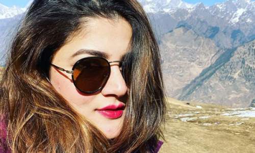 ফুর্তি বন্ধ করবেন শ্রাবন্তী!