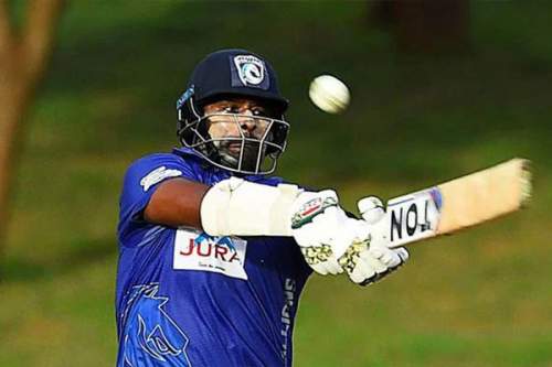 থিসারা পেরেরার তাণ্ডব, এক ওভারে ৬ ছক্কা