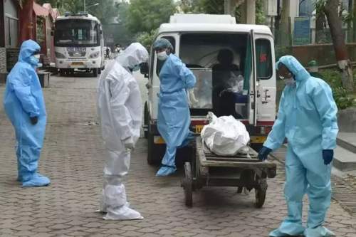 ভারতে করোনায় টানা দ্বিতীয় দিনের মতো দৈনিক মৃত্যুতে শীর্ষে